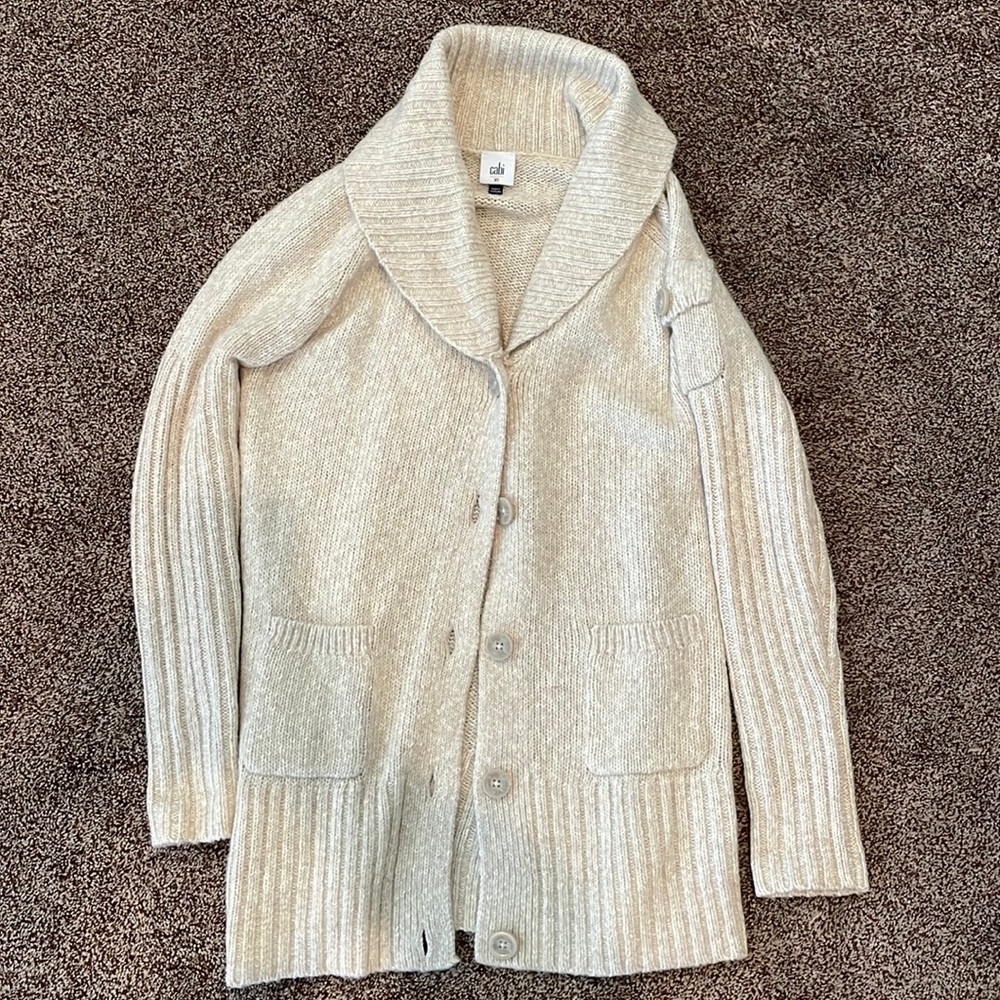 Fall 2022 cream colored cardigan. Worn twice